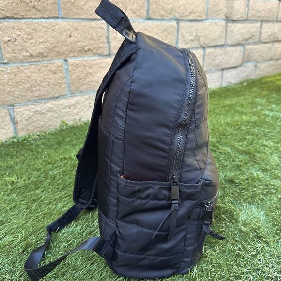 Pajar Twill Dome Quilted Puff Backpack Black Neutral Laptop Pocket Luggage Strap - Picture 2 of 13